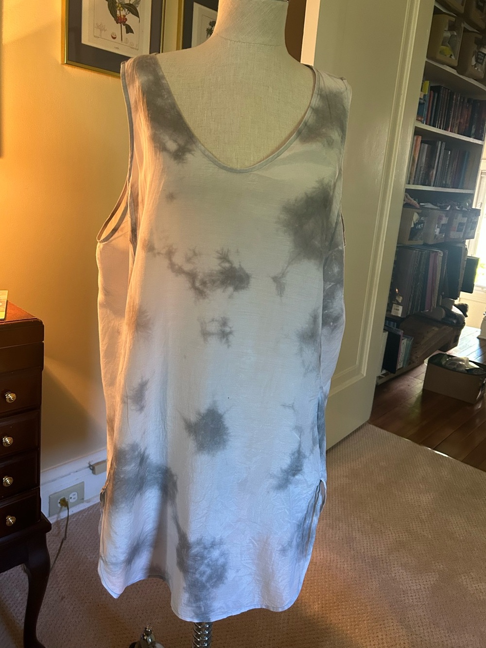 Eileen Fisher silk tank top, grey and white XL